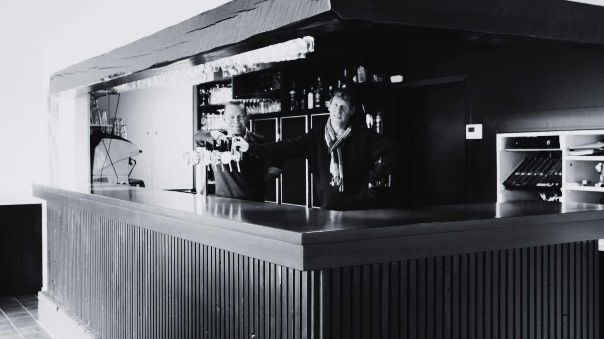 De bar van het clubhuis van Center Court Brasschaat